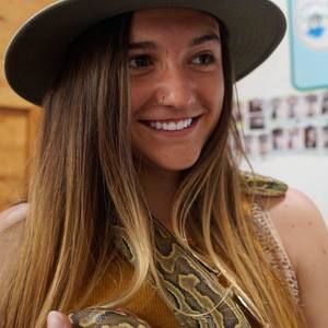 Meet your Posher, Libby